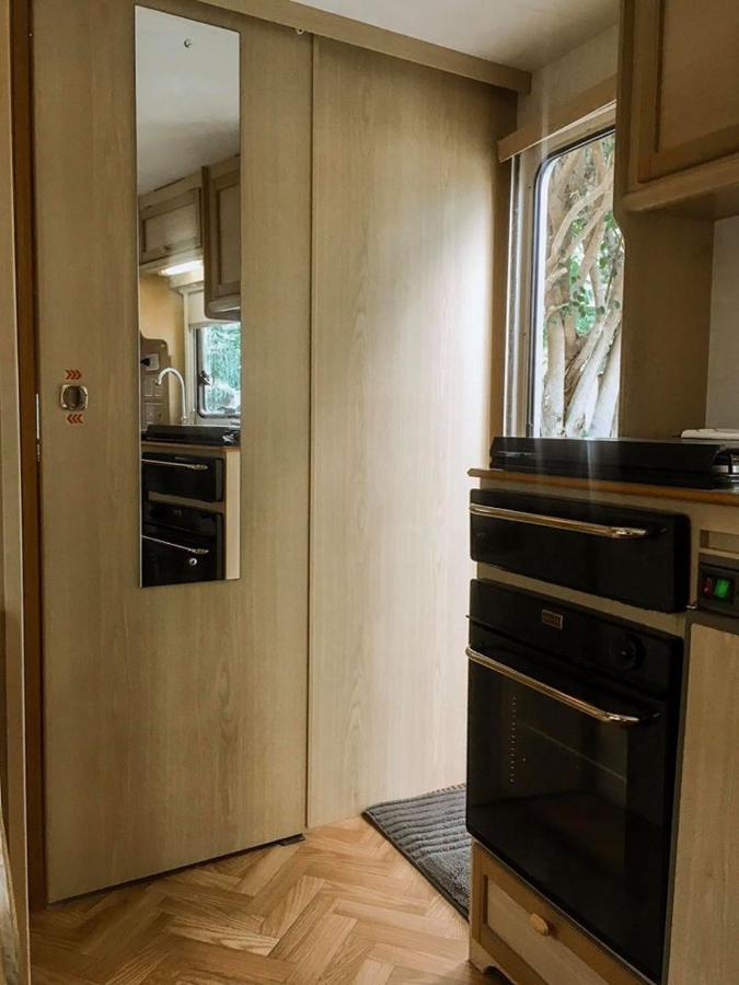 Nice Nite Campervans Аюттхая Экстерьер фото