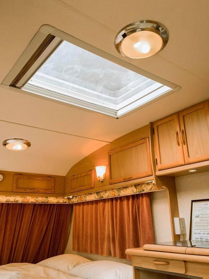 Nice Nite Campervans Аюттхая Экстерьер фото