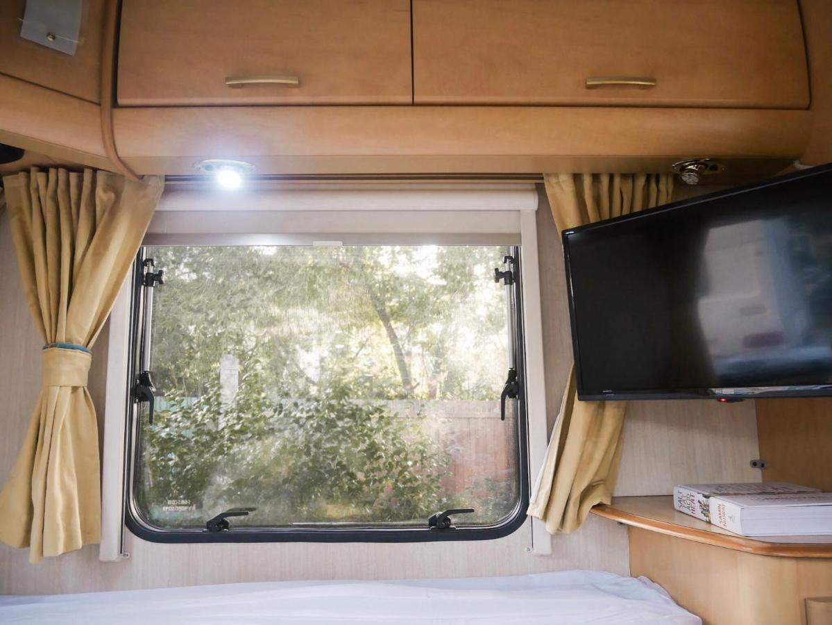 Nice Nite Campervans Аюттхая Экстерьер фото
